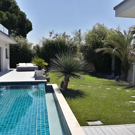 Villa Charrue *